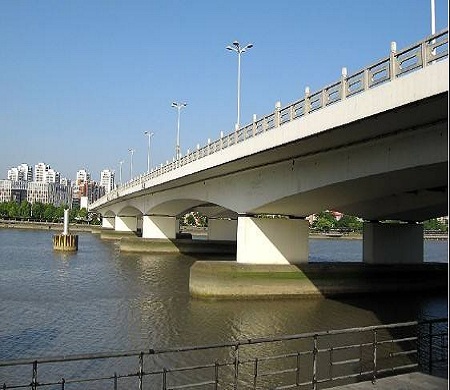 丙烯酸聚氨酯漆.jpg 丙烯酸聚氨酯漆.jpg